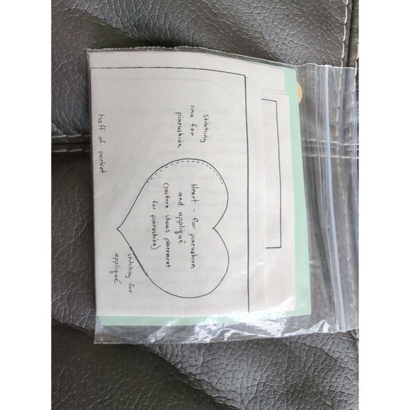 APPLIQUE QUILT SEWING PATTERN FABRIC CRAFTS PATTYS PATCHWORK Pin Cushion Holder - Picture 2 of 2